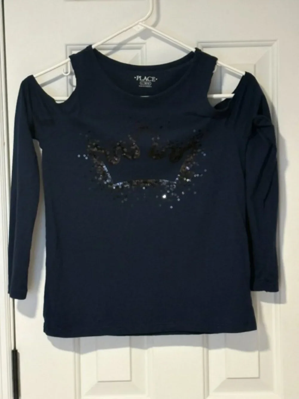 Cut-out shoulder crown top navy blue size 10